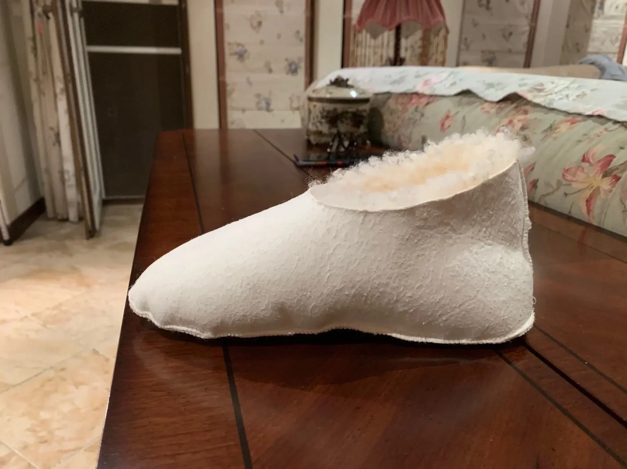 Women'S Shoes Naturalizer - Natural Sheepskin Indoor Slippers Toasty Shoes