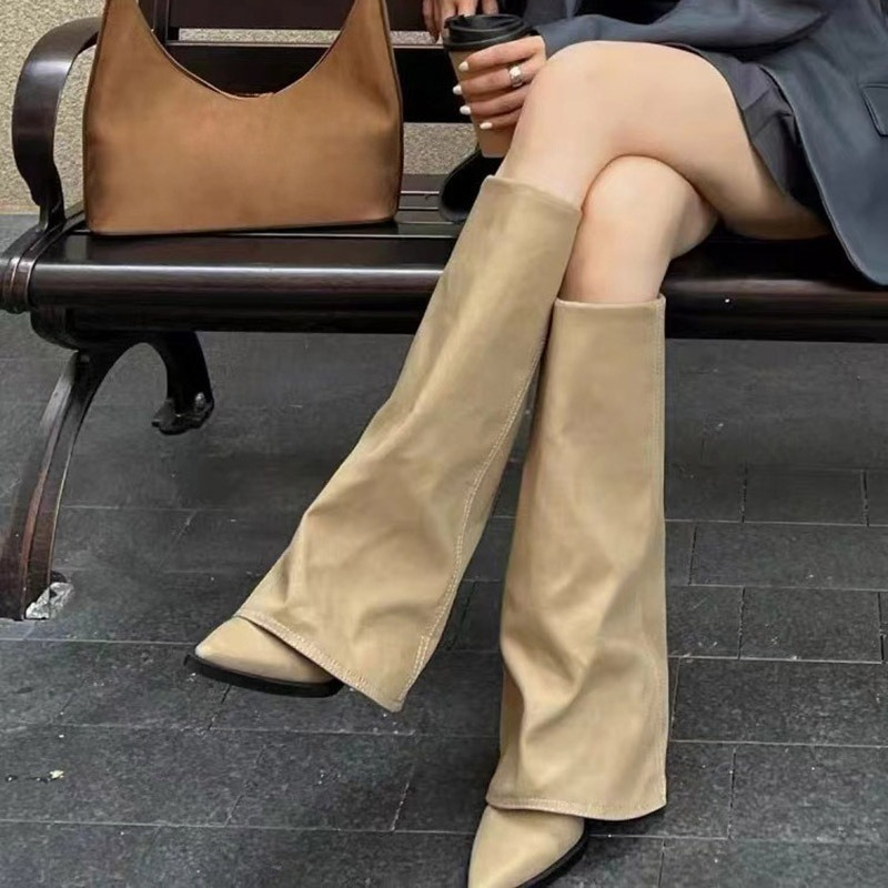 Wide Fit Heels - Pointed Toe Coarse Following Knee-High Long