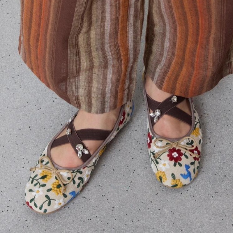 Embroidery Flower Ballet Flats - Women Shoes Branded recensione e prezzo