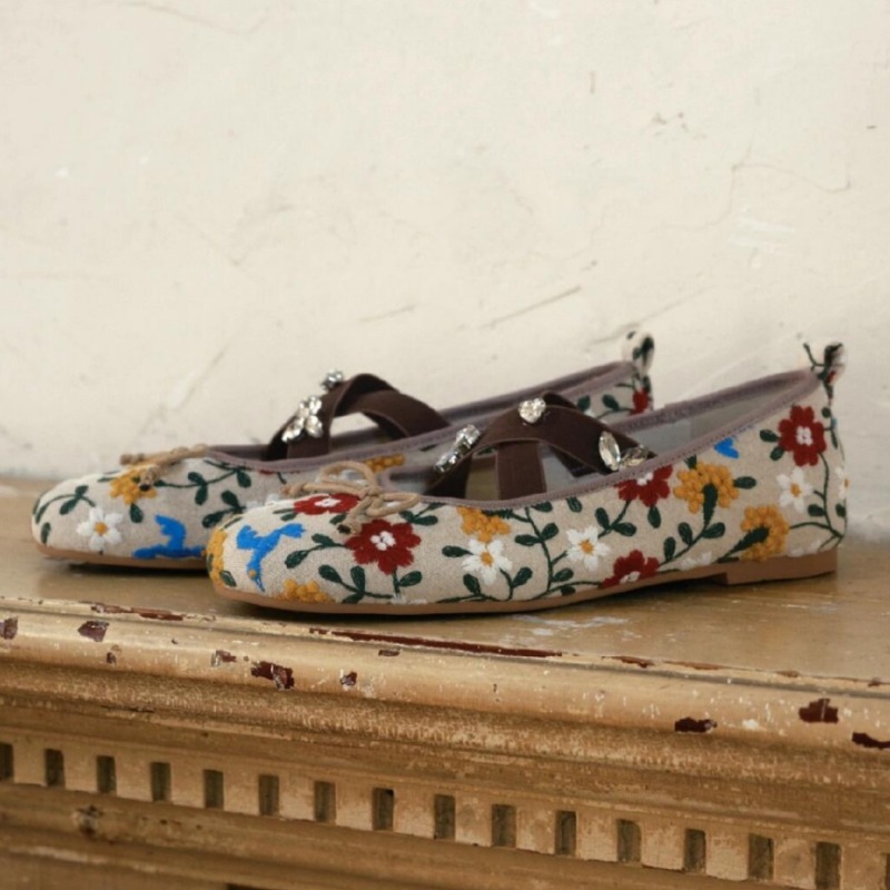 Embroidery Flower Ballet Flats - Women Shoes Branded recensione e prezzo