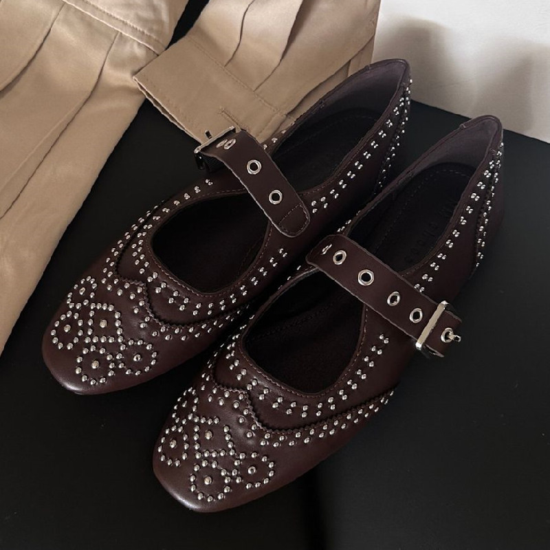 Retro Rivet Buckle Design Flat - Women Shoes Branded recensione e prezzo