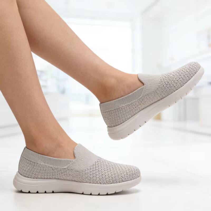 2026 New Skechers Womens Slip  - Women'S Shoes New Balance recensione e prezzo