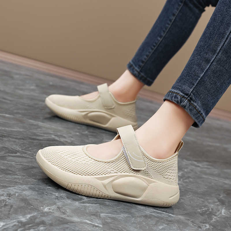 Increases Height Ete Women's H - Wide Fit Heels recensione e prezzo