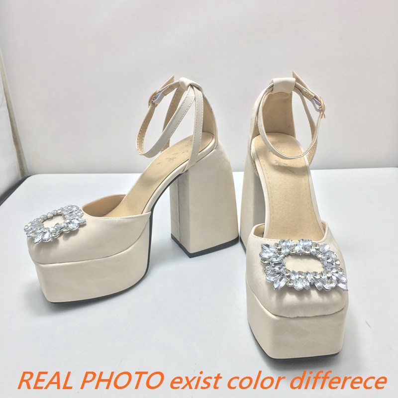 SIMLOVEYO Brand Shoes Women Sa - Women Shoes Branded recensione e prezzo