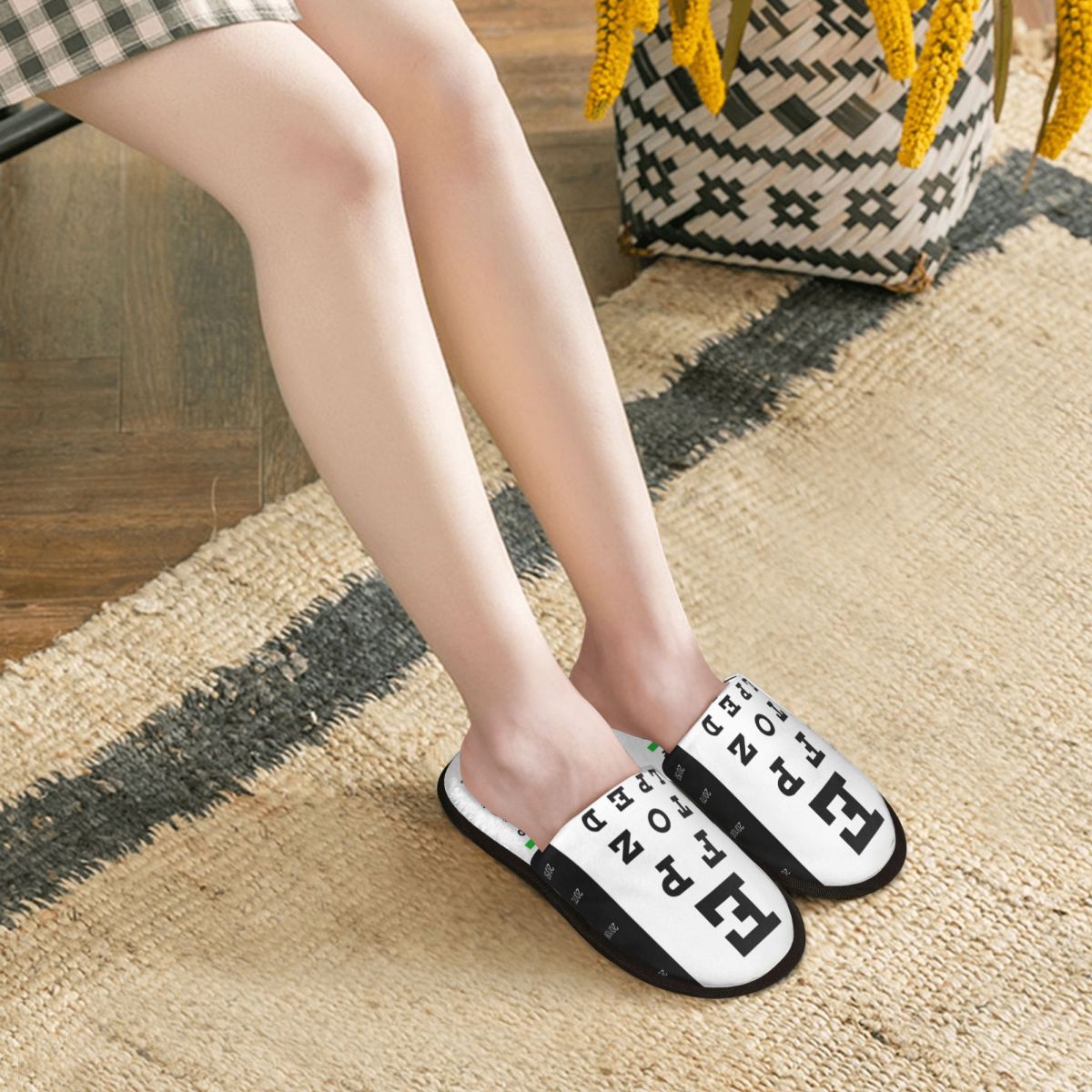 Custom Snellen Eye Chart Memor - Shoes Women Chart recensione e prezzo