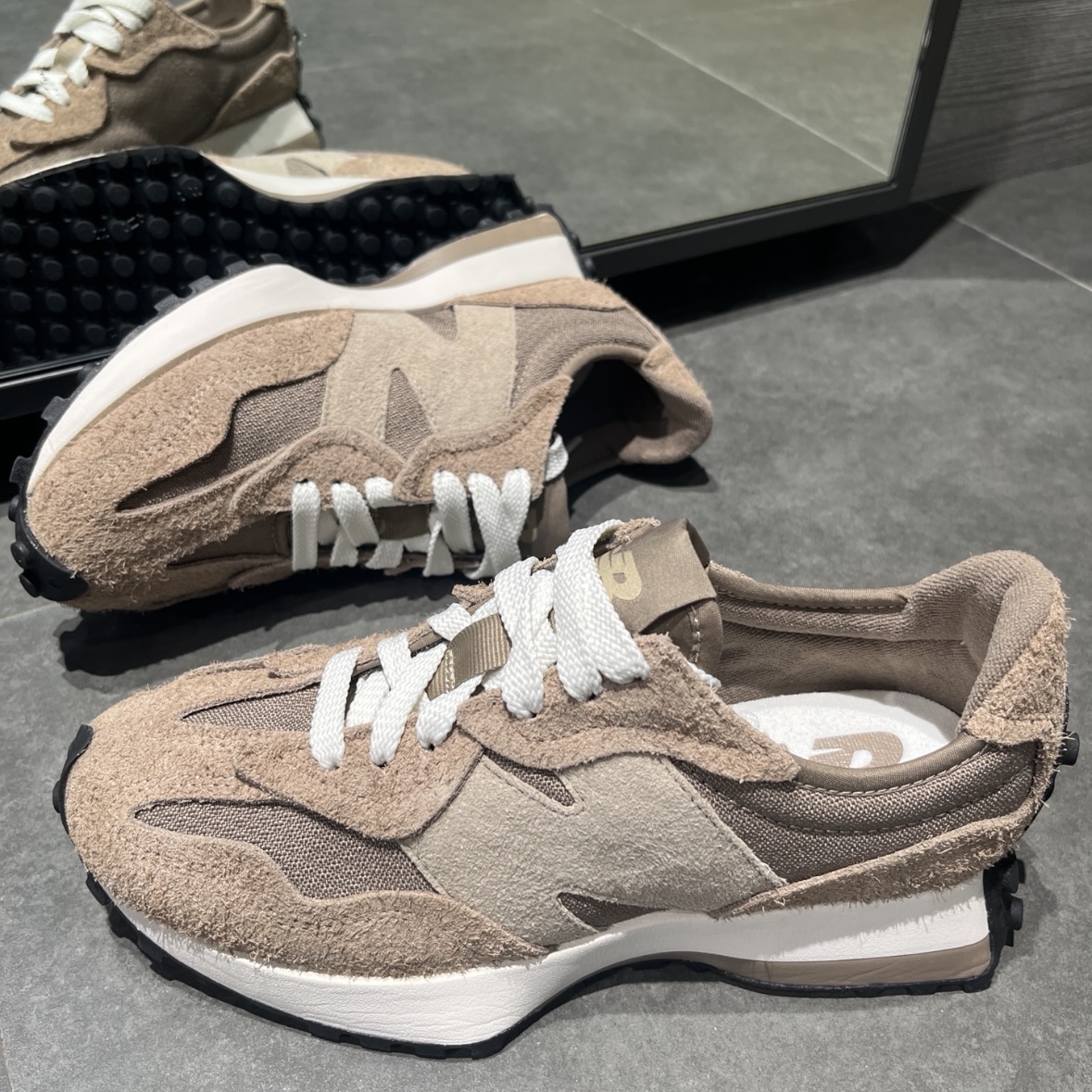 New Balance NB 327 sporty, com - Women'S Shoes New Balance recensione e prezzo