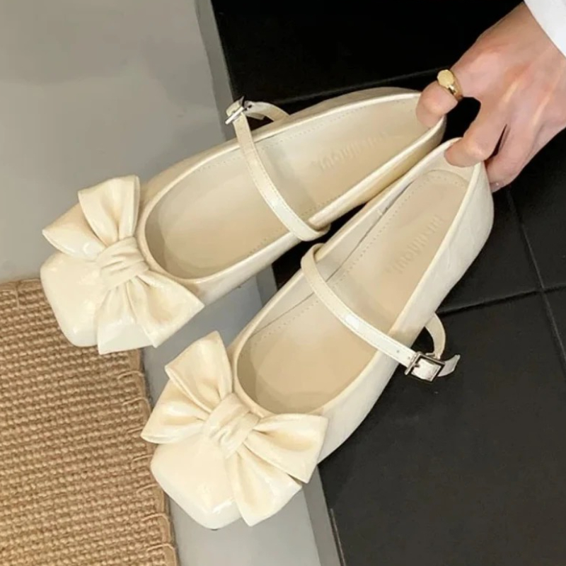 Cute Bowknot Square Toe Design - Women Shoes Branded recensione e prezzo
