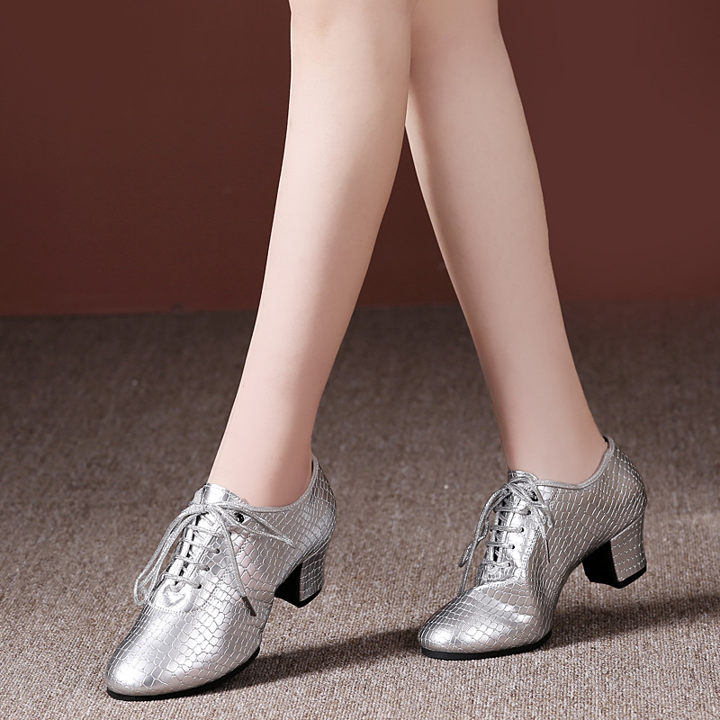 Nature Genuine Leather Profess - Women'S Shoes Naturalizer recensione e prezzo