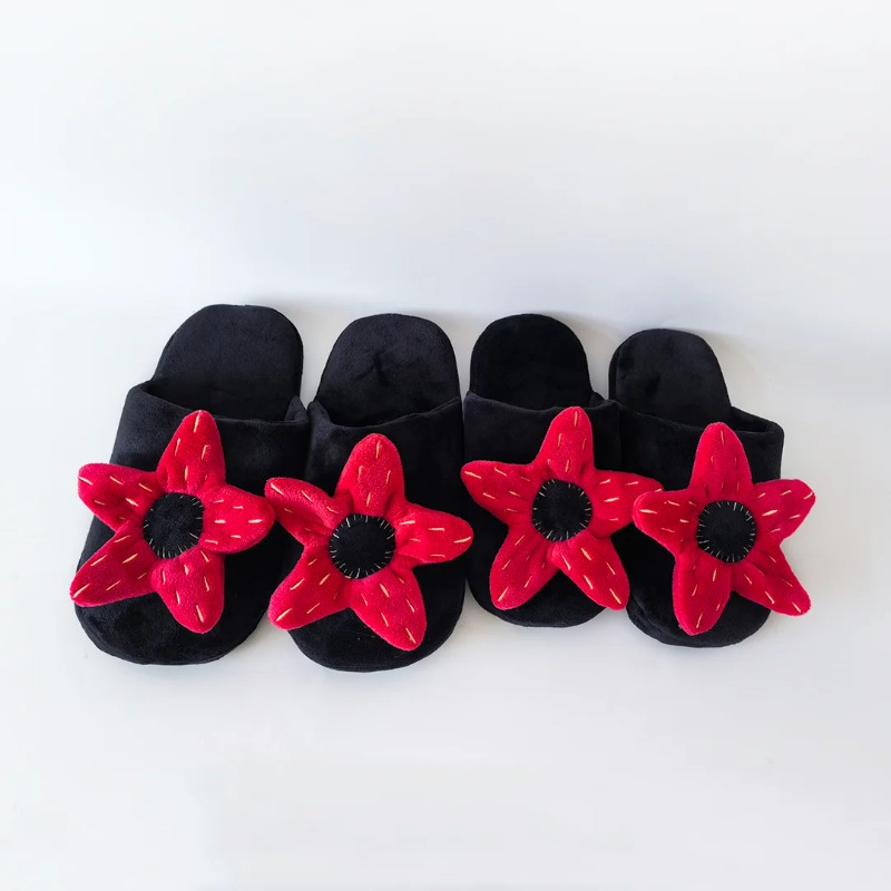 2025 New Stranger Thing Plush  - Women'S Shoes To Men'S recensione e prezzo